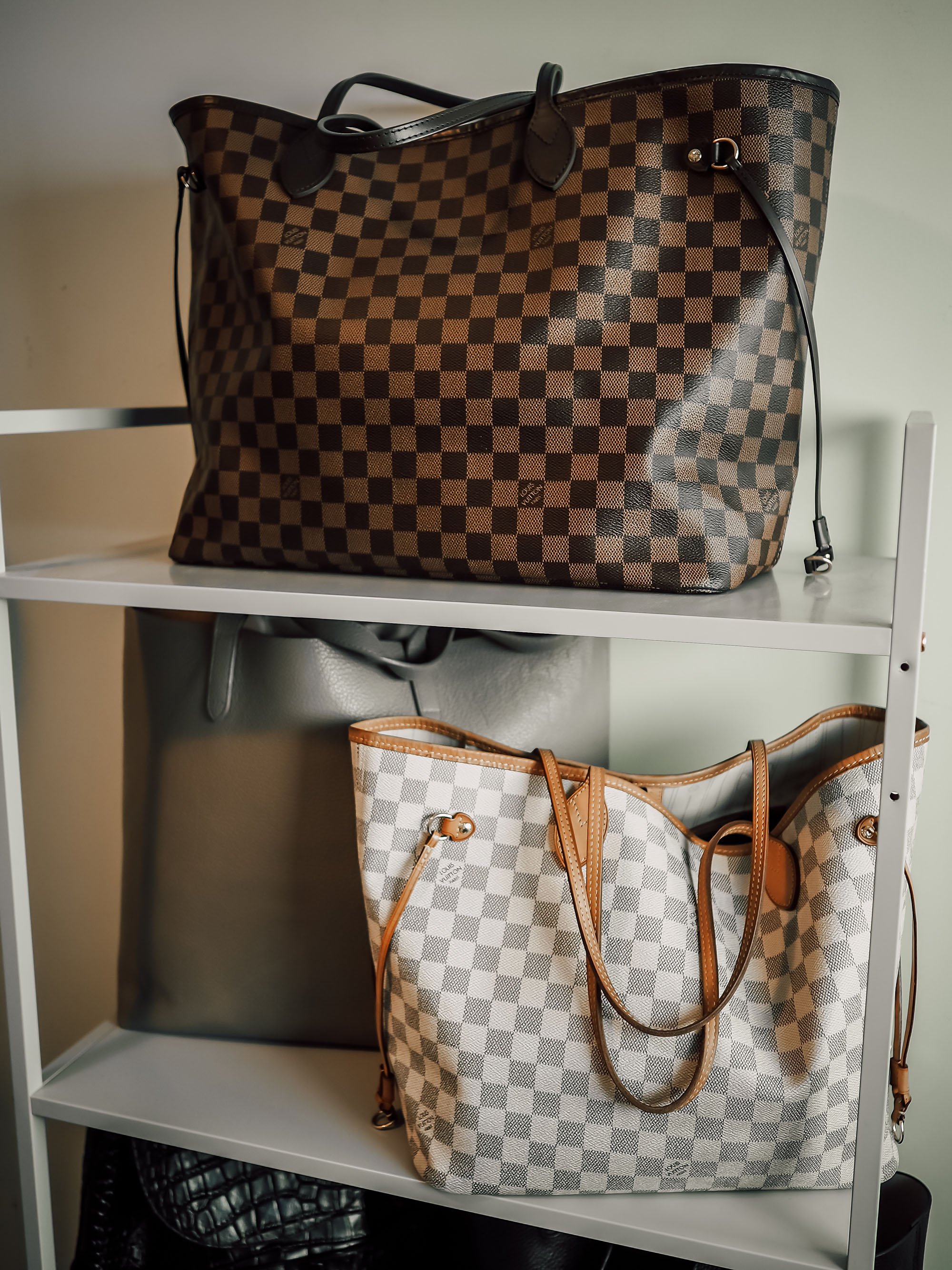 The Best Handbags to Take to Work - by Kelsey Boyanzhu