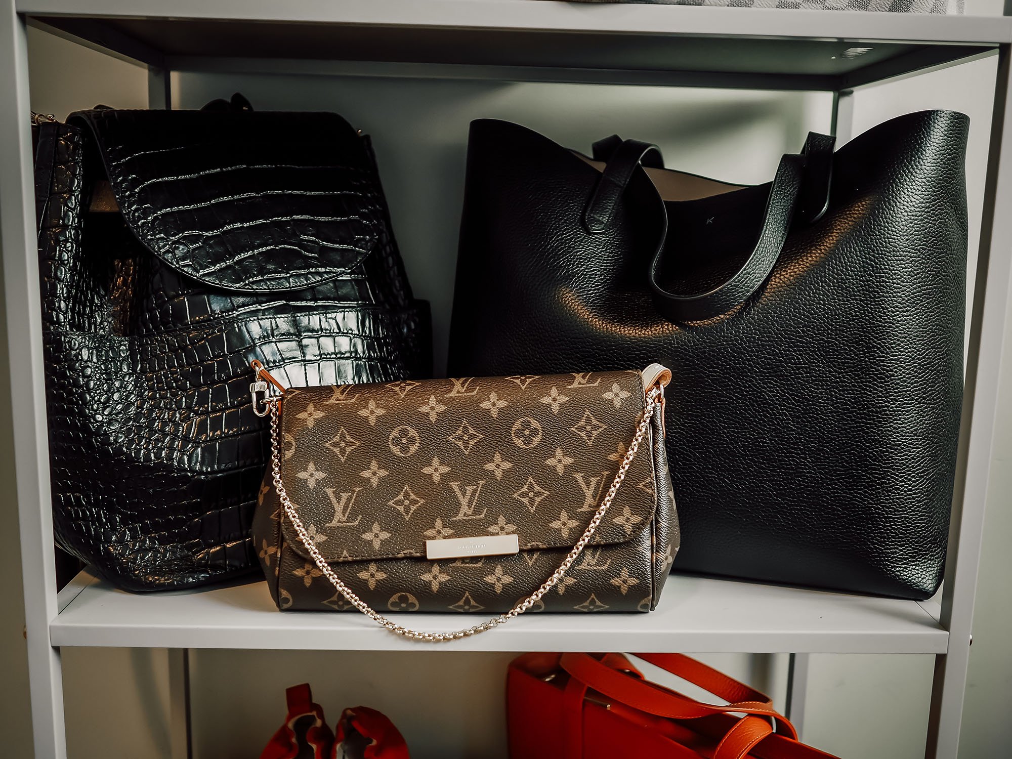 How to Buy Designer Handbags on  - by Kelsey Boyanzhu
