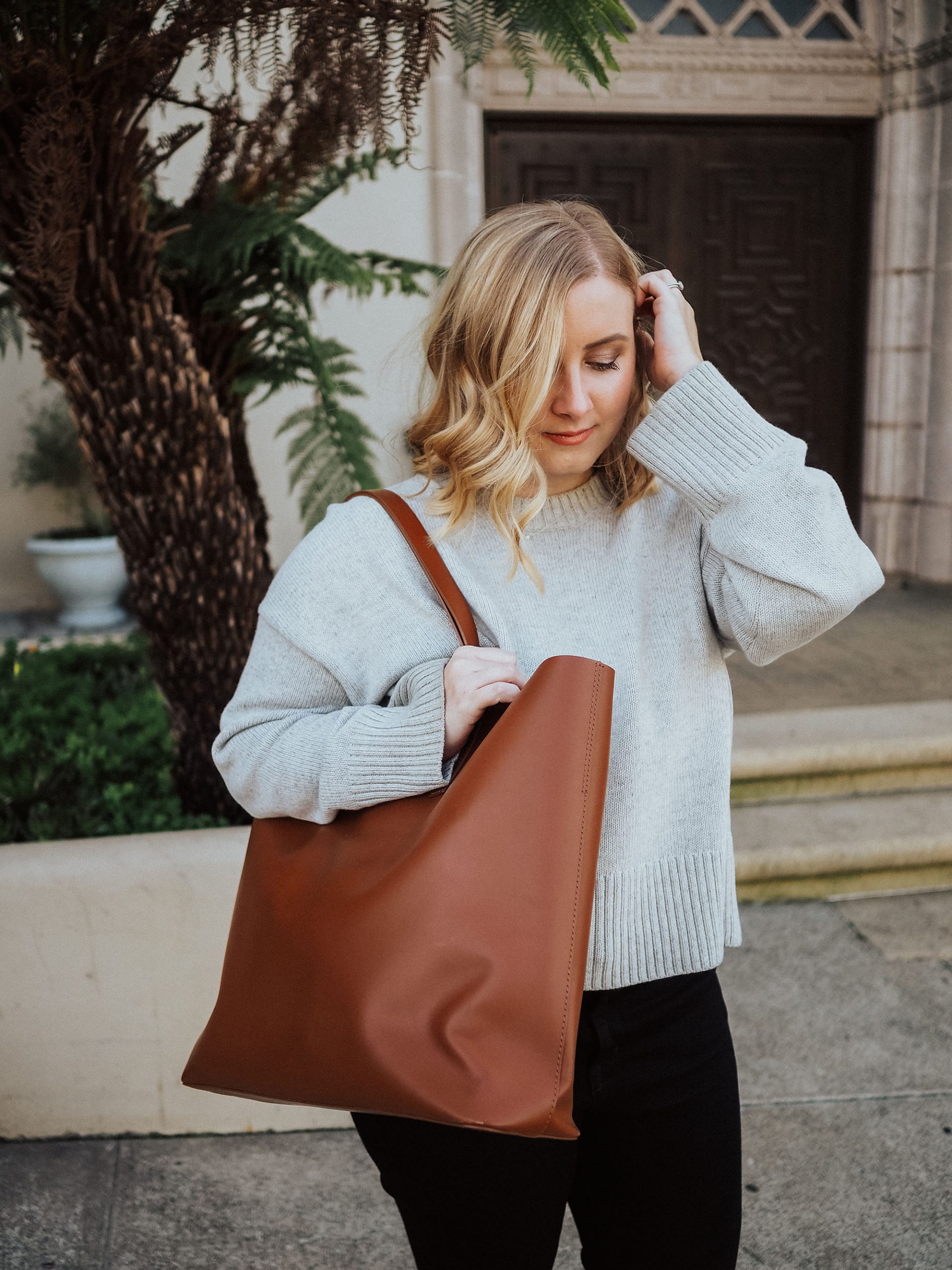 Everlane Twill Zip Tote & Pocket Tote Review - Welcome Objects