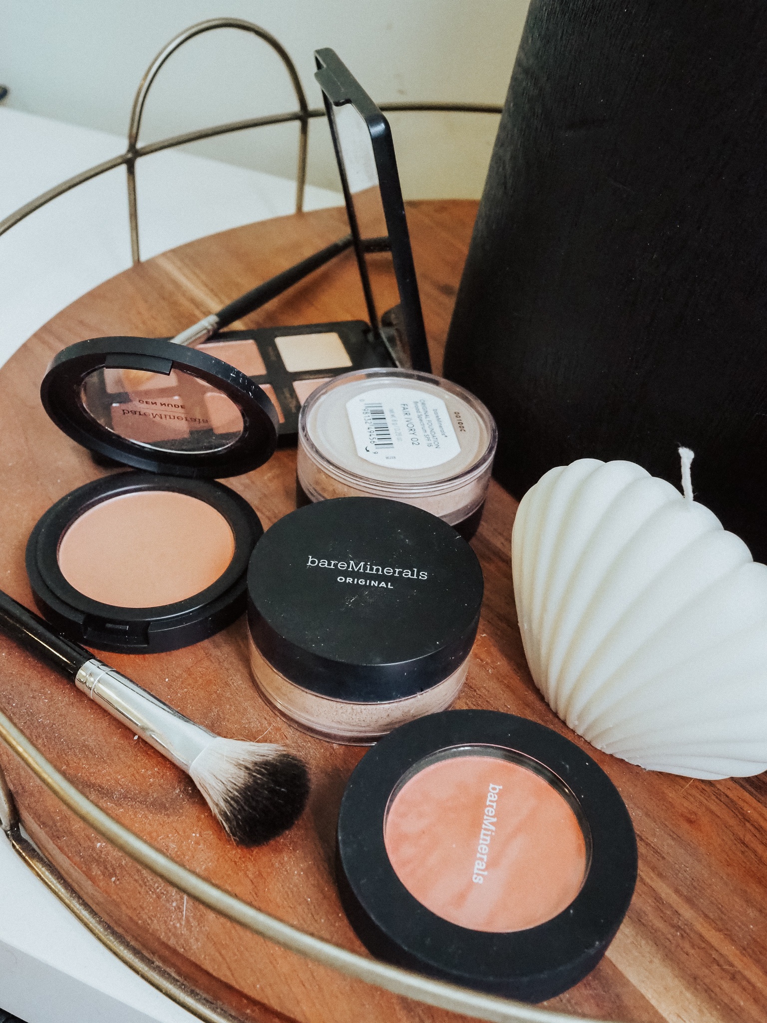 I fare Fancy Bliv oppe Mineral Makeup Benefits + Favorites - by Kelsey Boyanzhu