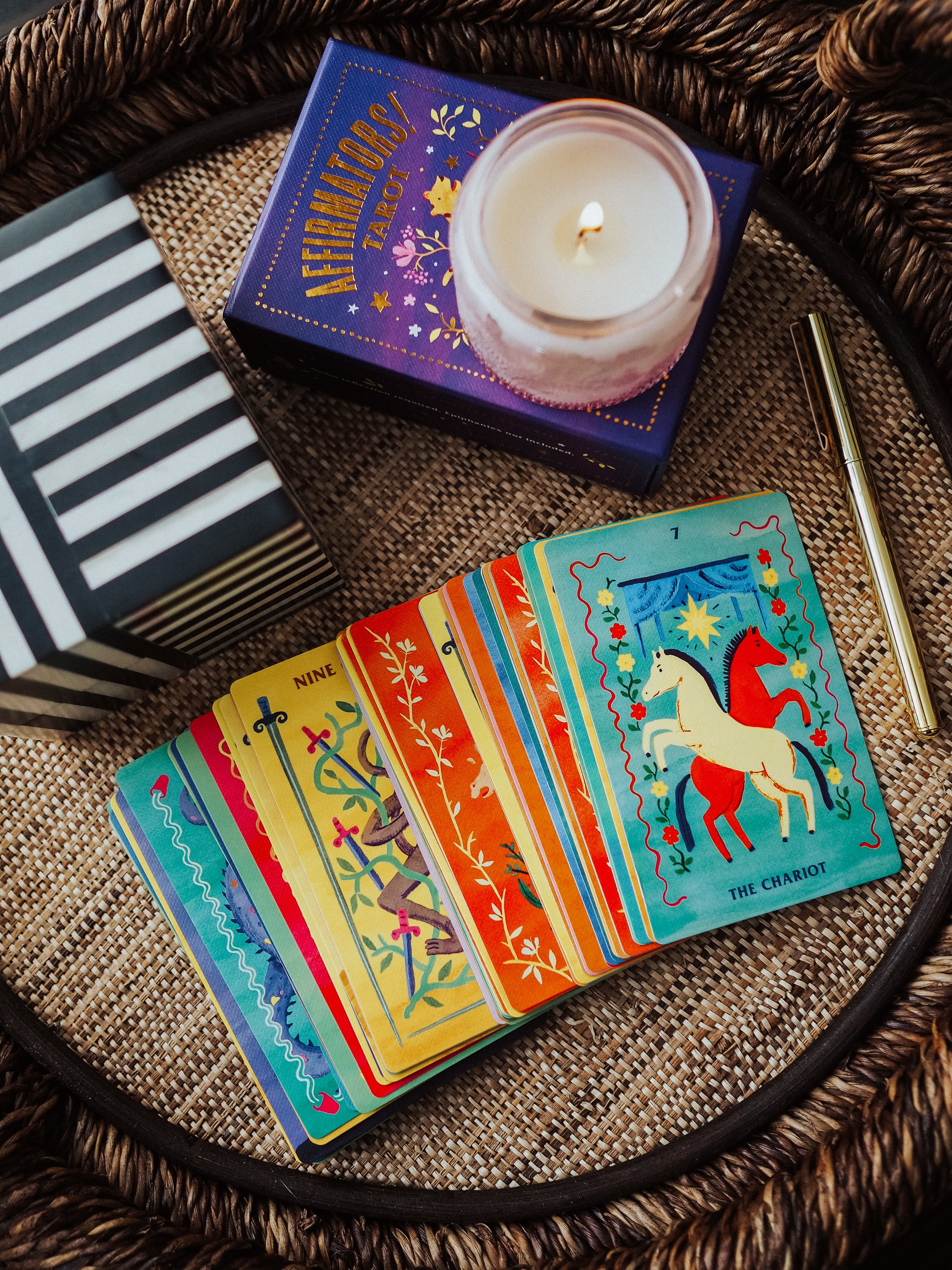 Kelsey from Blondes and Bagels shares her favorite easy, simple, one card tarot spreads for beginners In this blog post. Learn tarot here!
