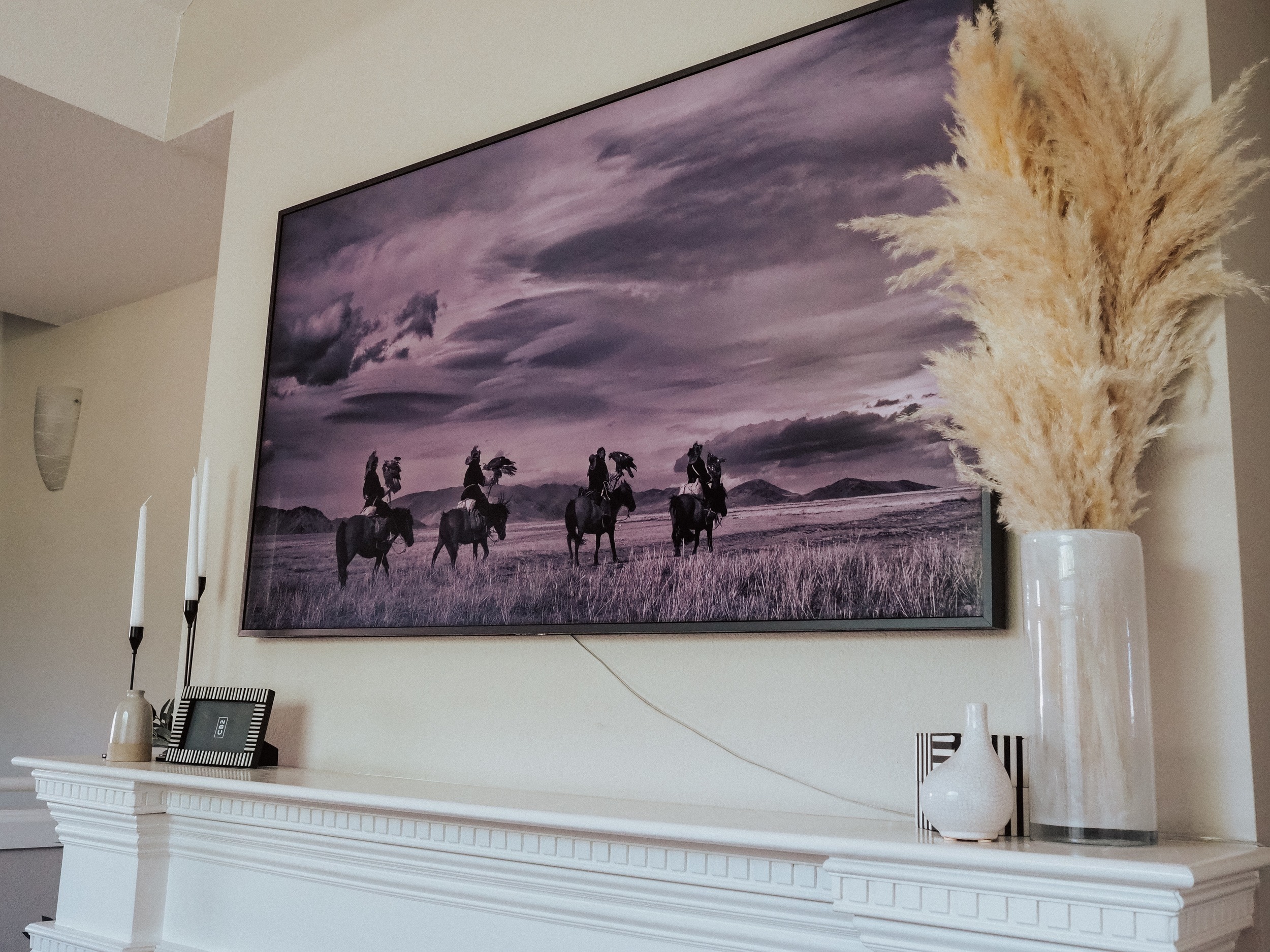 Curious if the Samsung Frame TV is worth the price? Kelsey from Blondes and Bagels reviews this frame TV, pros, cons, and more.