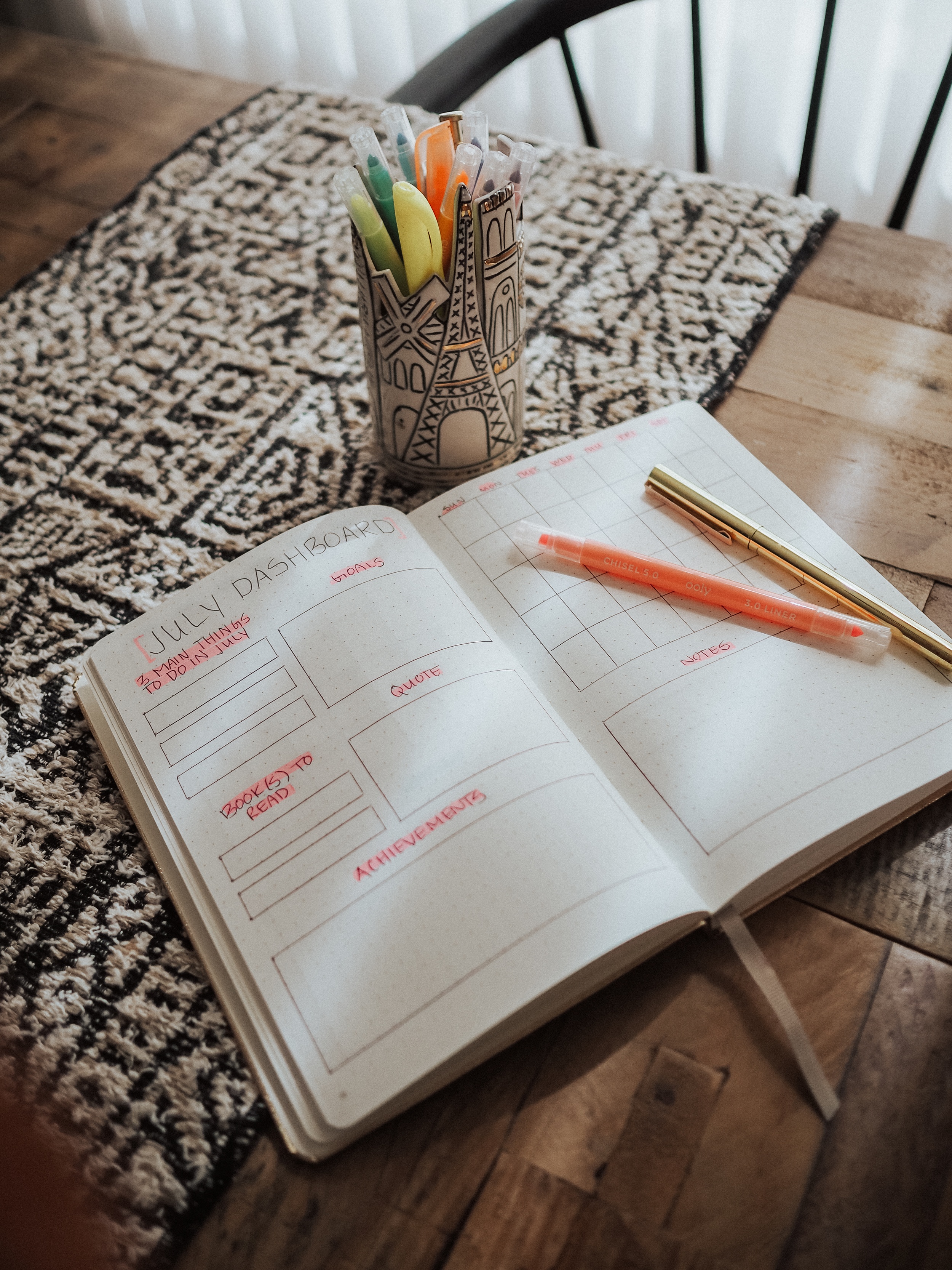 Create the bullet journal of your dreams with this list of 100+ bullet journal ideas. Find creative bullet journal inspo in this post.